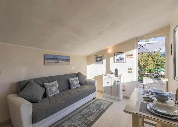 Lägenhet Bilocale Con Terrazza Vista Mare E Posto Auto *