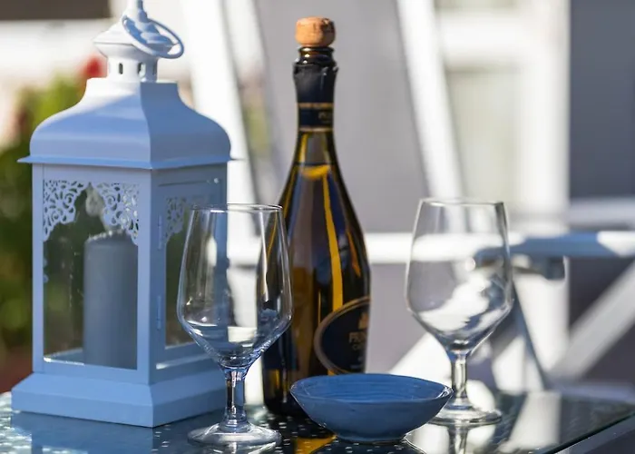 Bilocale Con Terrazza Vista Mare E Posto Auto Lägenhet *