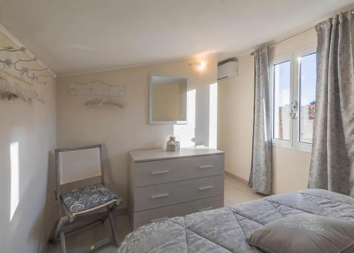 Lägenhet Bilocale Con Terrazza Vista Mare E Posto Auto