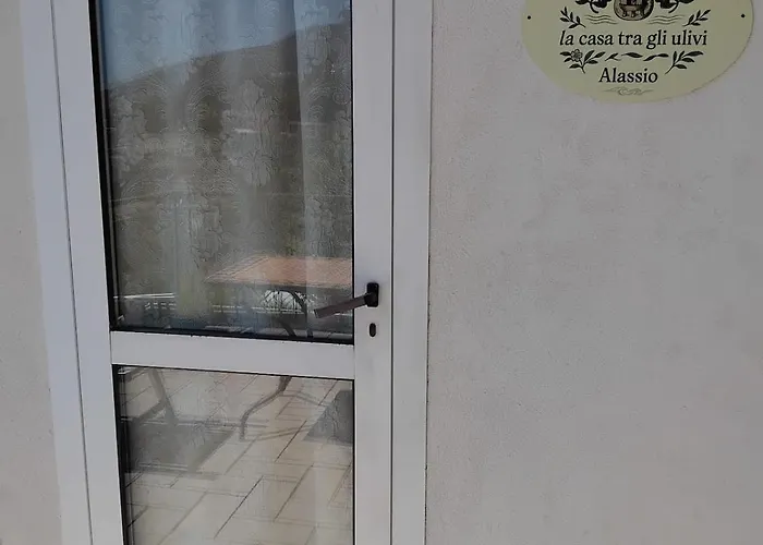 Bilocale Con Terrazza Vista Mare E Posto Auto Lägenhet