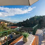 Bilocale Con Terrazza Vista Mare E Posto Auto * Αλάσιο