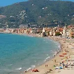 Daire Bilocale Con Terrazza Vista Mare E Posto Auto