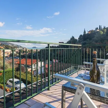 아파트 Bilocale Con Terrazza Vista Mare E Posto Auto *