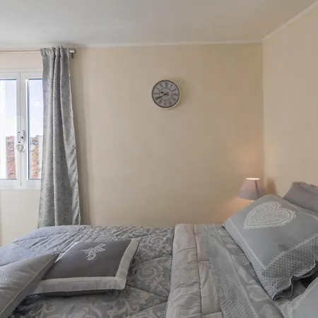 아파트 Bilocale Con Terrazza Vista Mare E Posto Auto *