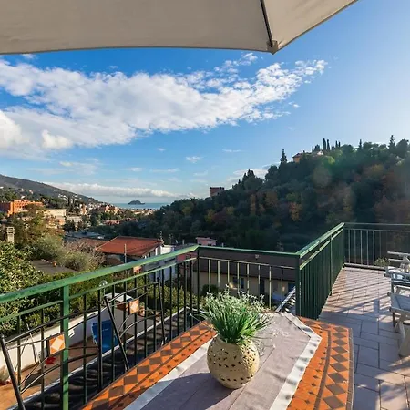 Bilocale Con Terrazza Vista Mare E Posto Auto * 알라시오
